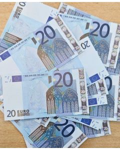 33 Sets mit Spielgeld (Scheine) - Startpreis 98 EUR