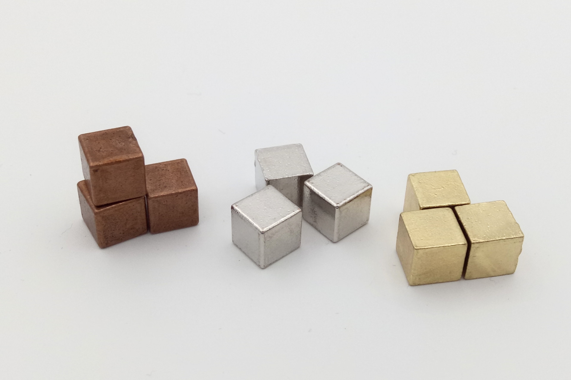 Metal cubes 8mm